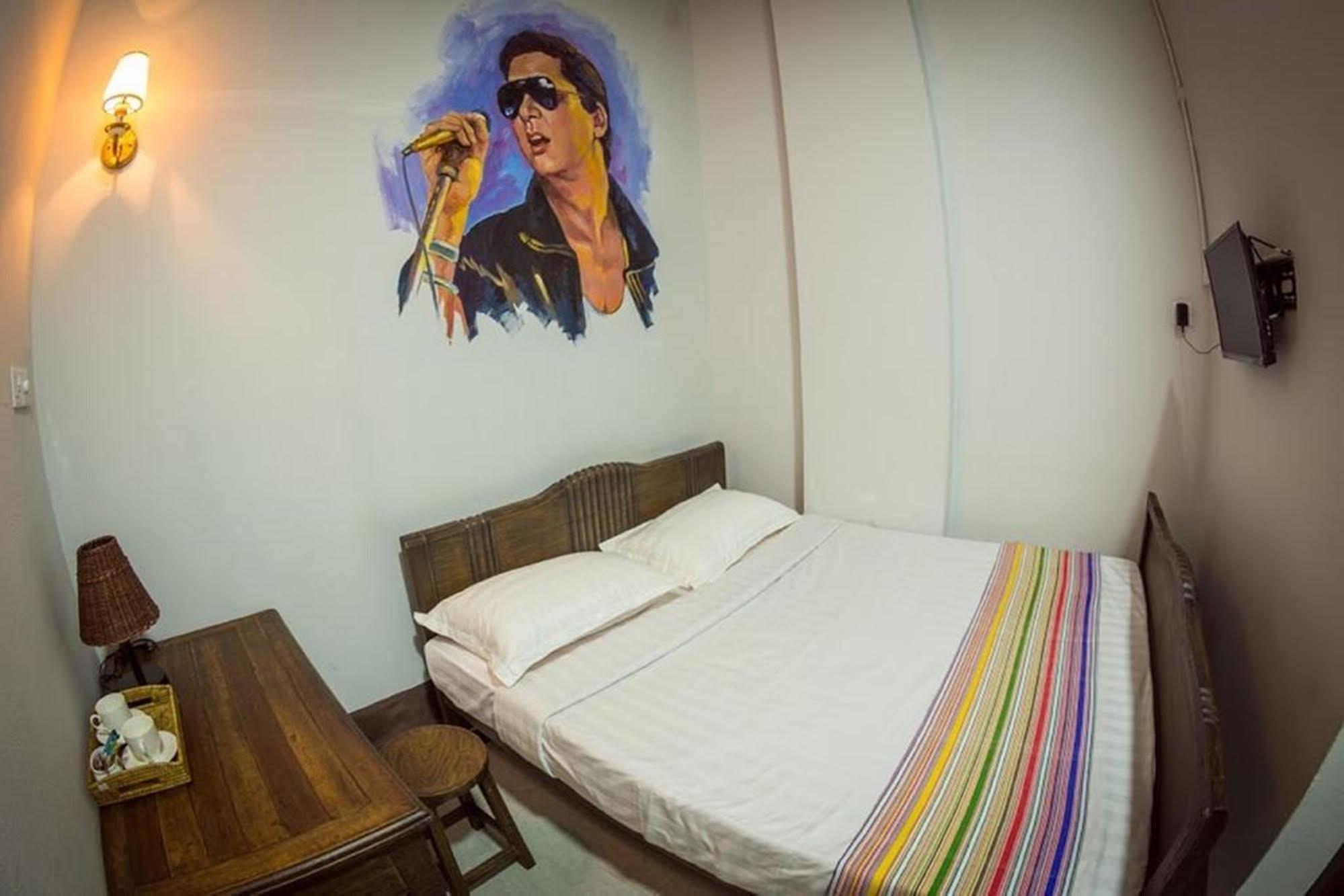 Shwe Yo Vintage Hostel Gyogon Exterior foto