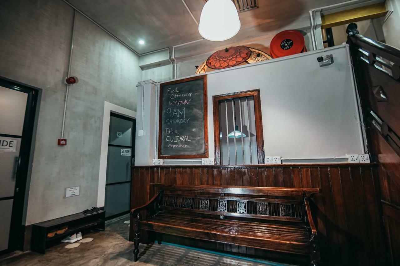 Shwe Yo Vintage Hostel Gyogon Exterior foto