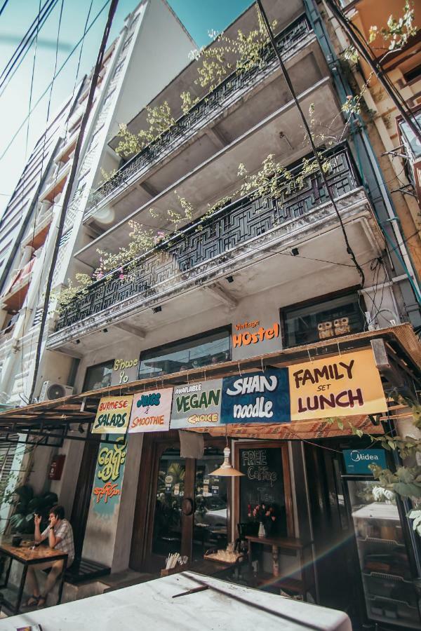 Shwe Yo Vintage Hostel Gyogon Exterior foto